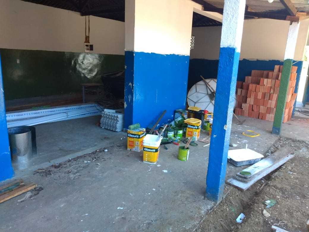 Camacã: Grupo Escolar Rui Barbosa de Jacareci recebe reforma geral